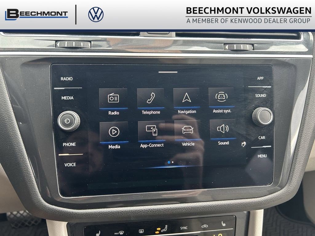 2023 Volkswagen Tiguan SE - Photo 12
