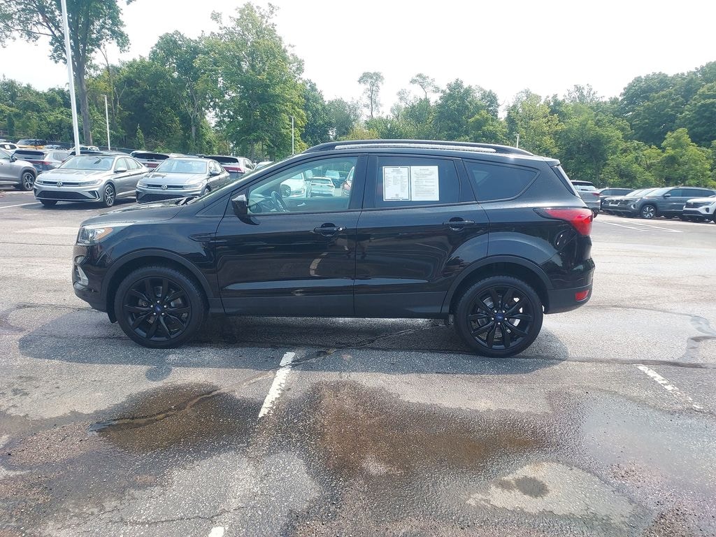 Used 2019 Ford Escape SE SUV