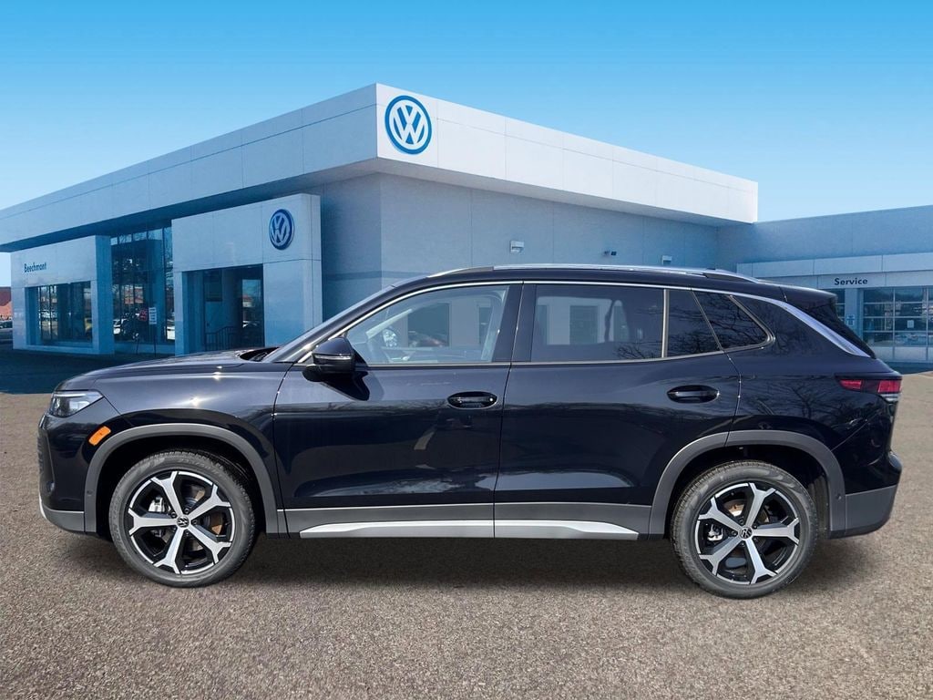 New 2026 Volkswagen Tiguan 2.0T SE SUV