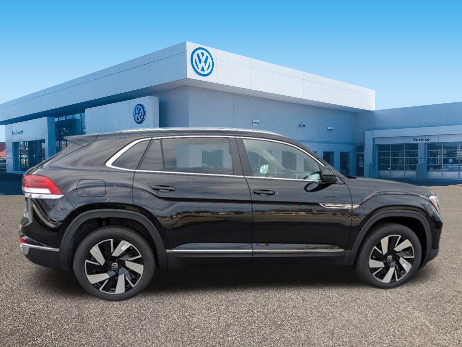 2024 Volkswagen Atlas Cross Sport SEL photo 3