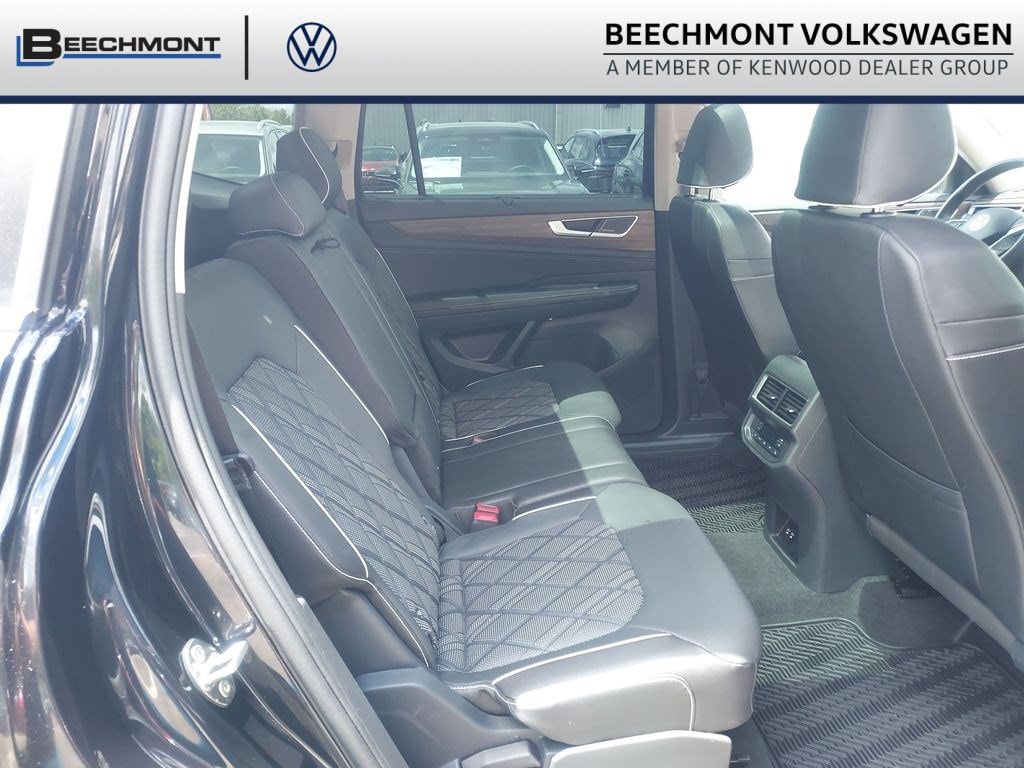 2025 Volkswagen Atlas SEL Premium R-Line - Photo 31