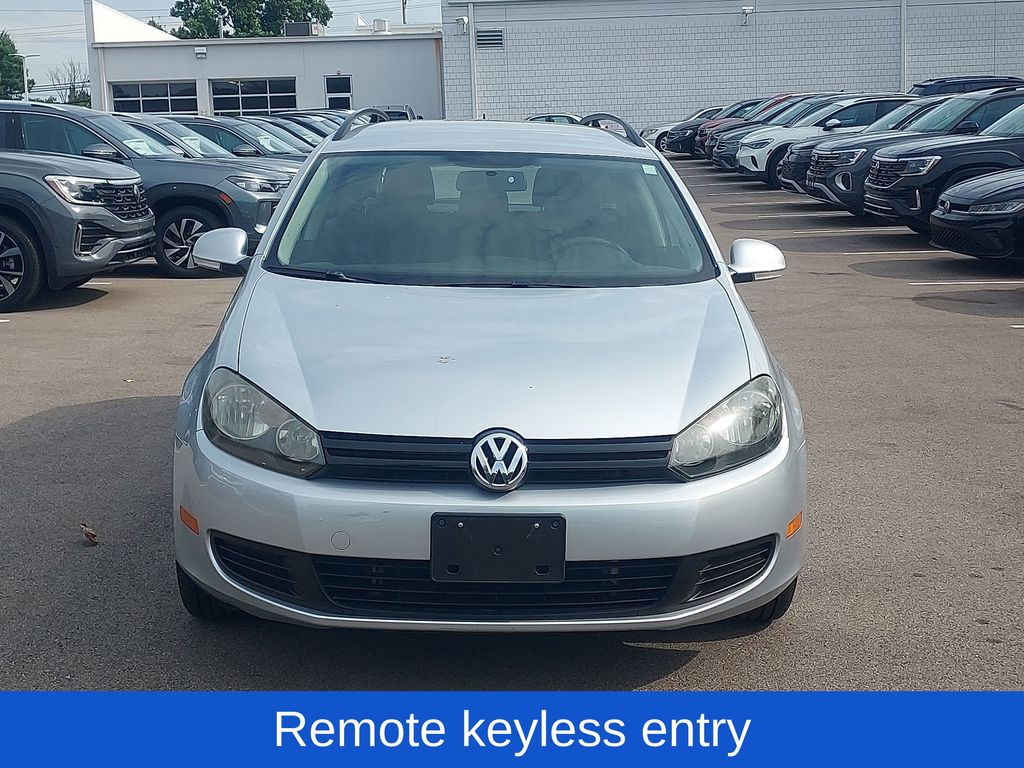 Used 2013 Volkswagen Jetta SportWagen S with VIN 3VWPP7AJ1DM667413 for sale in Cincinnati, OH