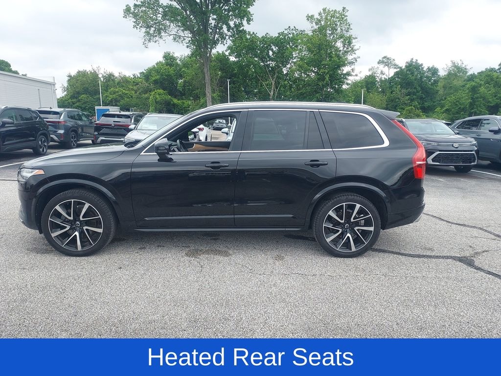 Used 2021 Volvo XC90 T6 Momentum SUV