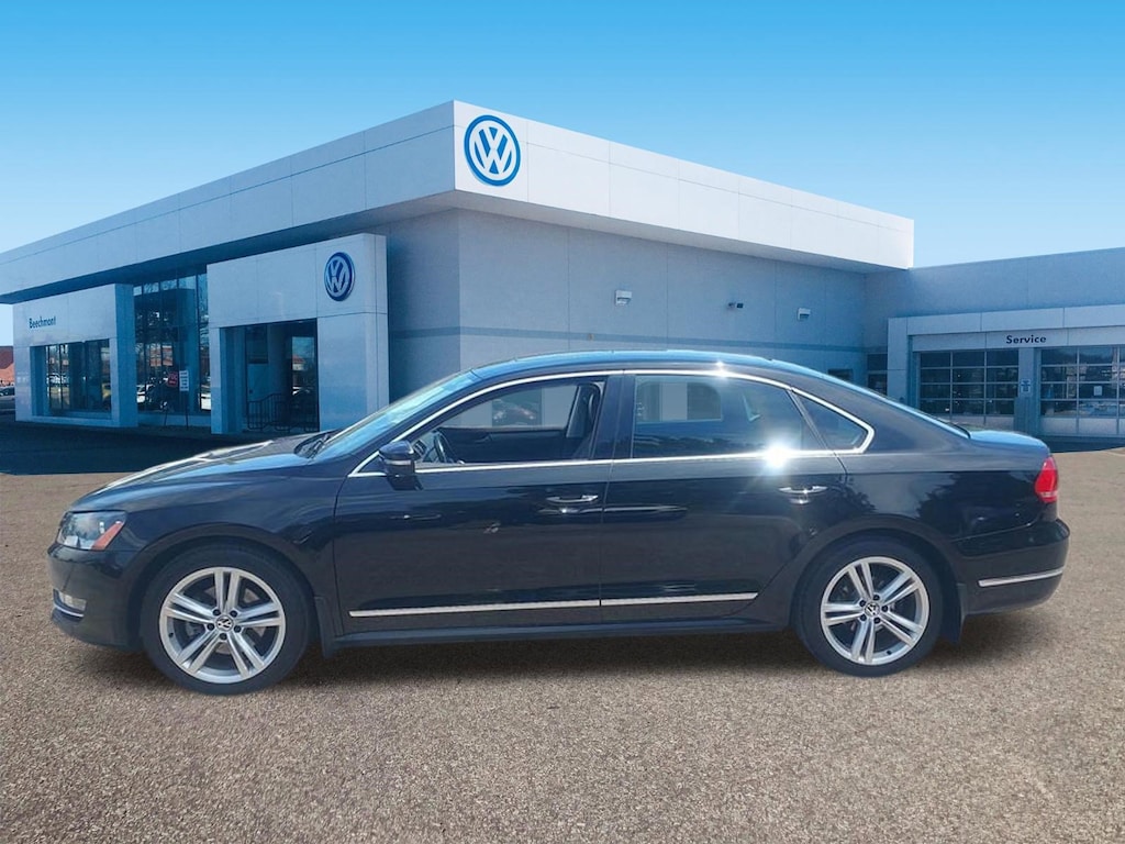 Used 2015 Volkswagen Passat 1.8T SE Sedan