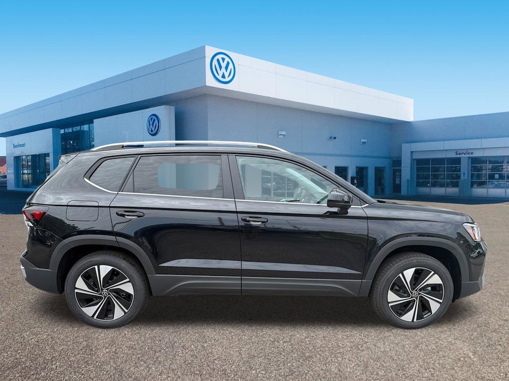 New 2026 Volkswagen Taos 1.5T SE SUV