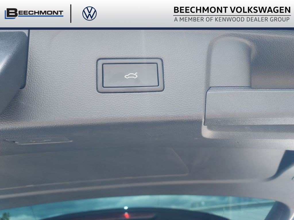 2025 Volkswagen Atlas SEL Premium R-Line - Photo 35