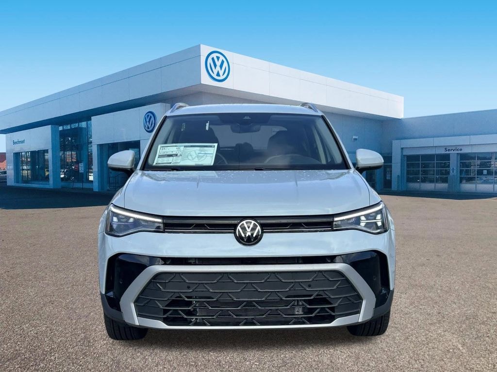 New 2026 Volkswagen Taos 1.5T SE SUV