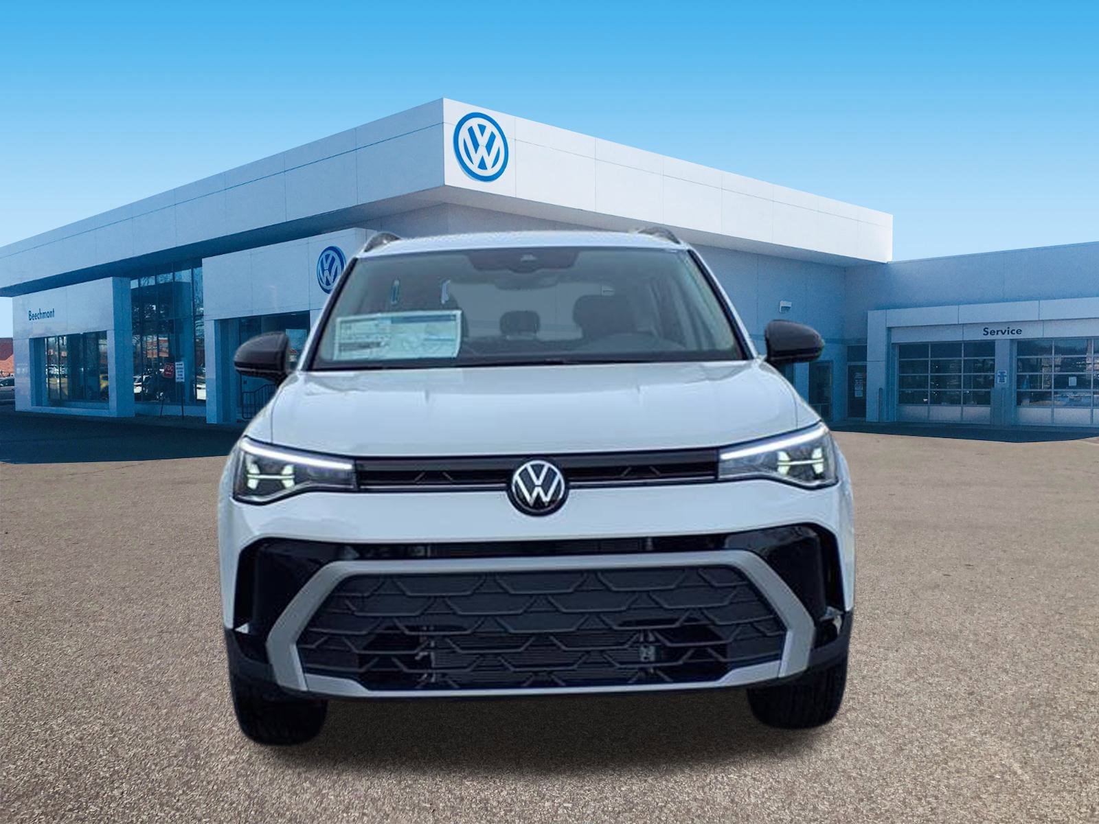 2025 Volkswagen Taos S photo 2