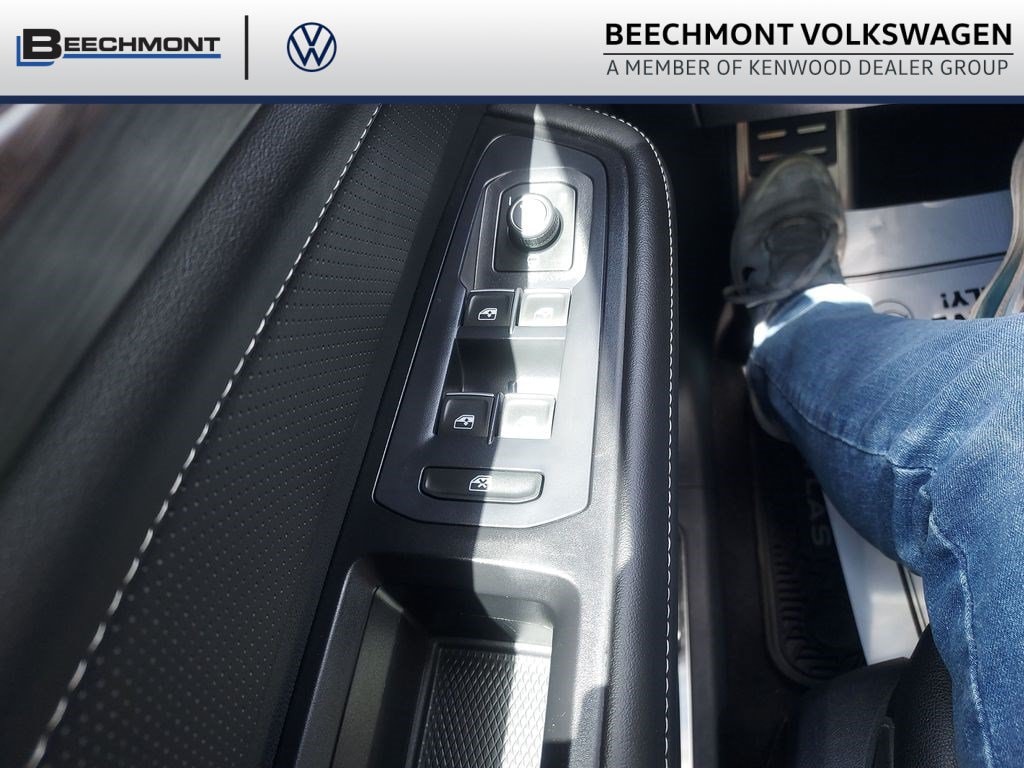 2025 Volkswagen Atlas SEL Premium R-Line - Photo 22