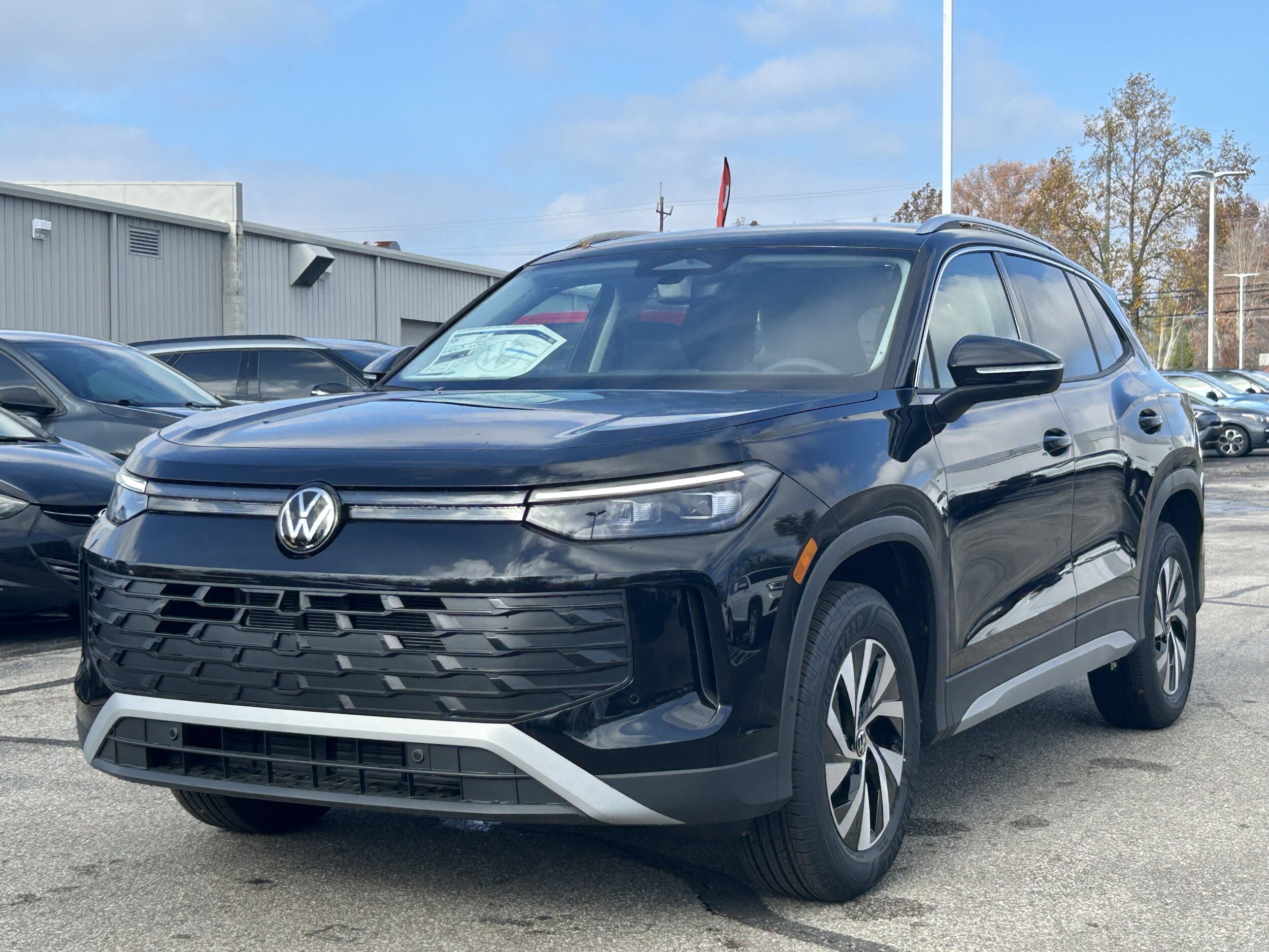 2026 Volkswagen Tiguan S photo 2