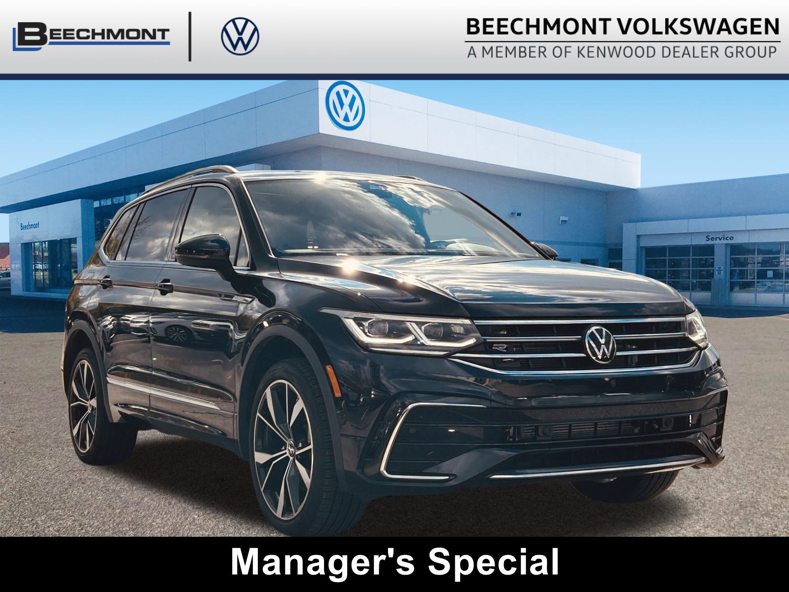 2022 Volkswagen Tiguan SEL R-LINE's photo