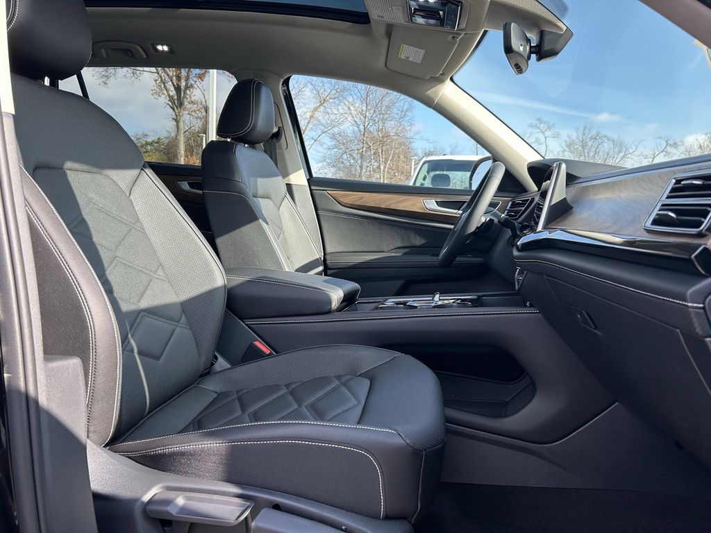 2026 Volkswagen Atlas SE w/Tech - Photo 27