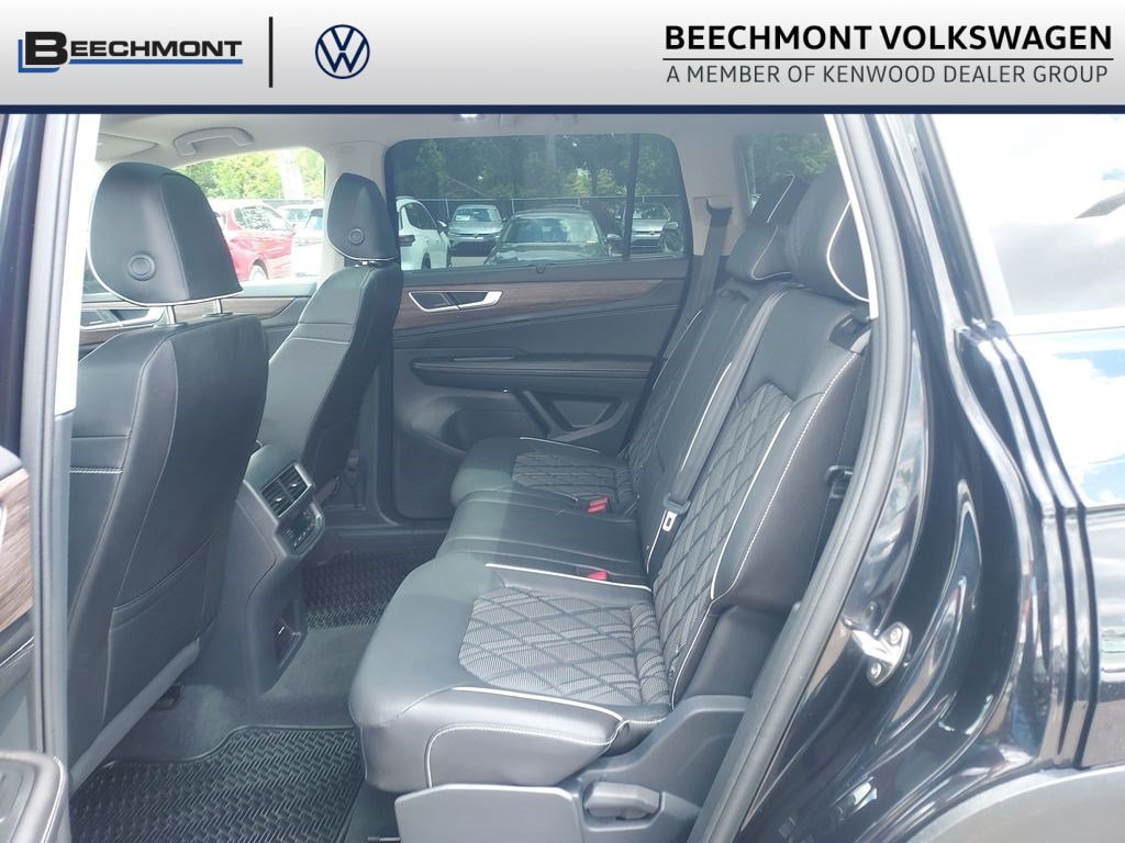 2025 Volkswagen Atlas SEL Premium R-Line - Photo 29