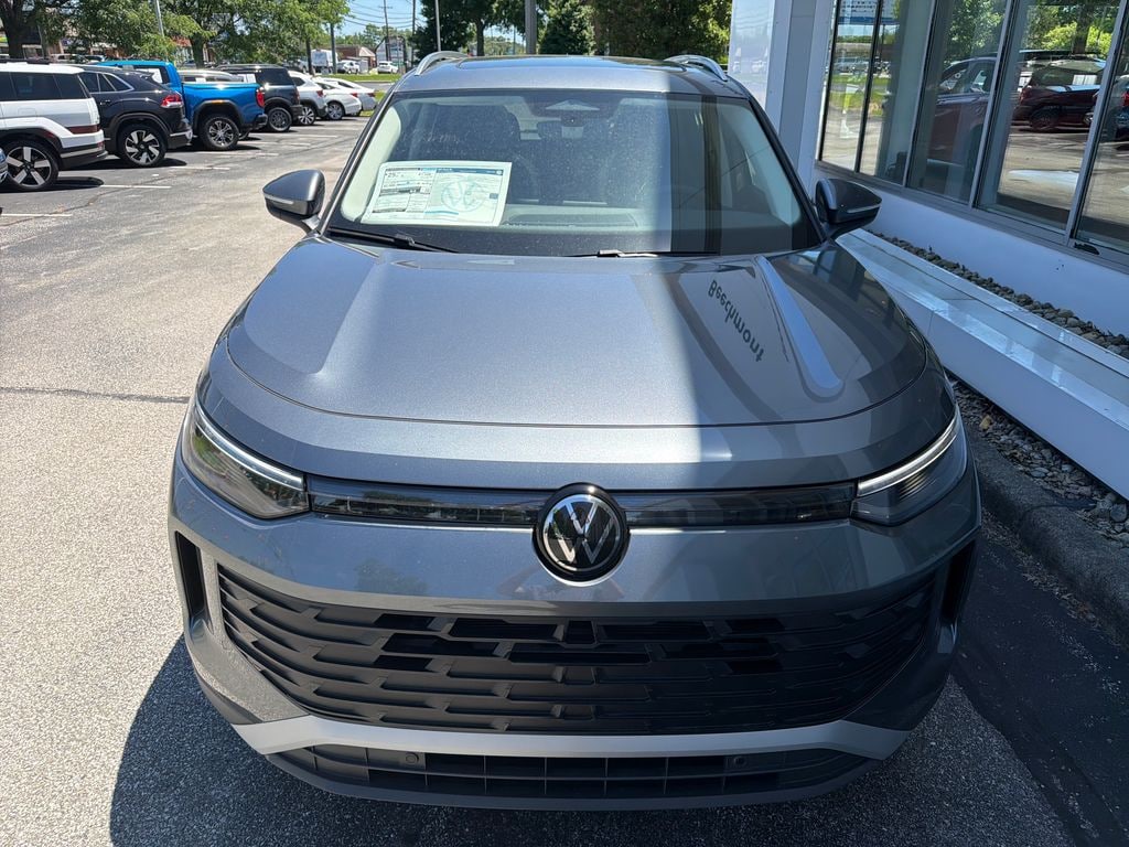 New 2026 Volkswagen Tiguan 2.0T SE SUV