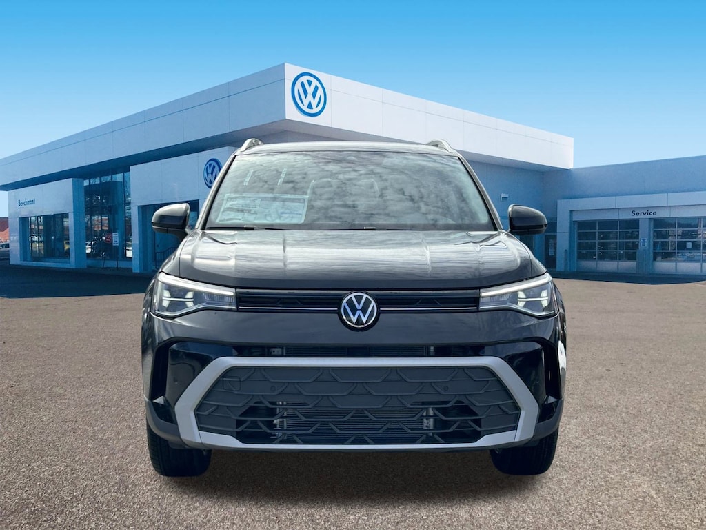 New 2026 Volkswagen Taos 1.5T SE SUV