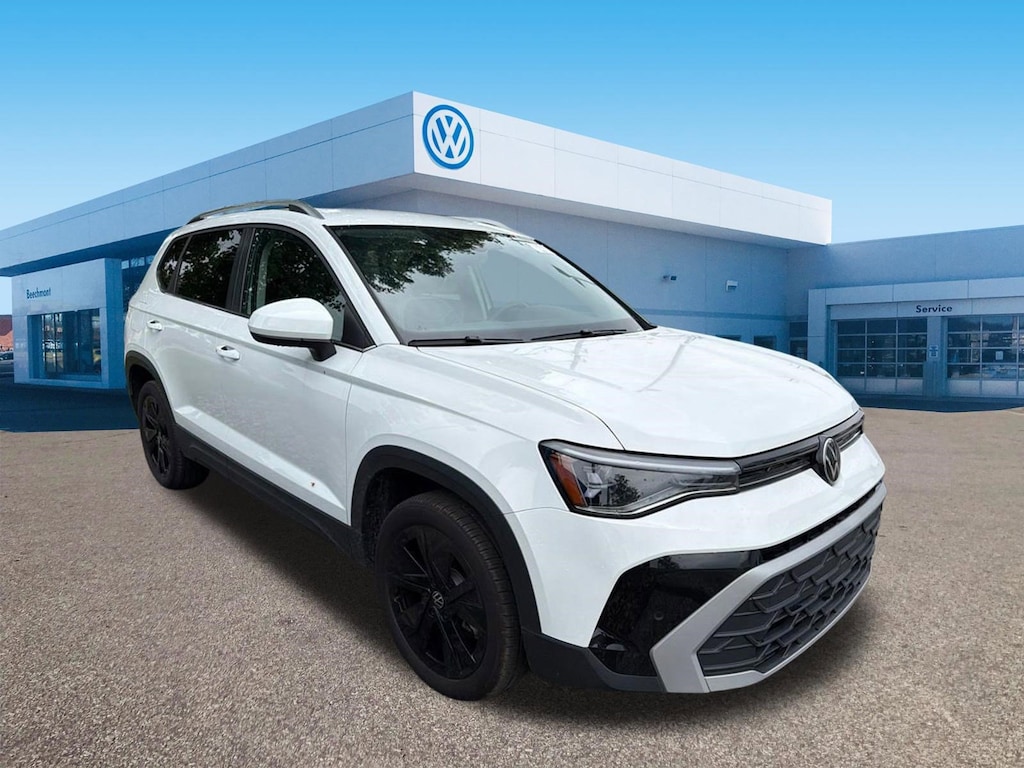 Used 2025 Volkswagen Taos 1.5T SE SUV