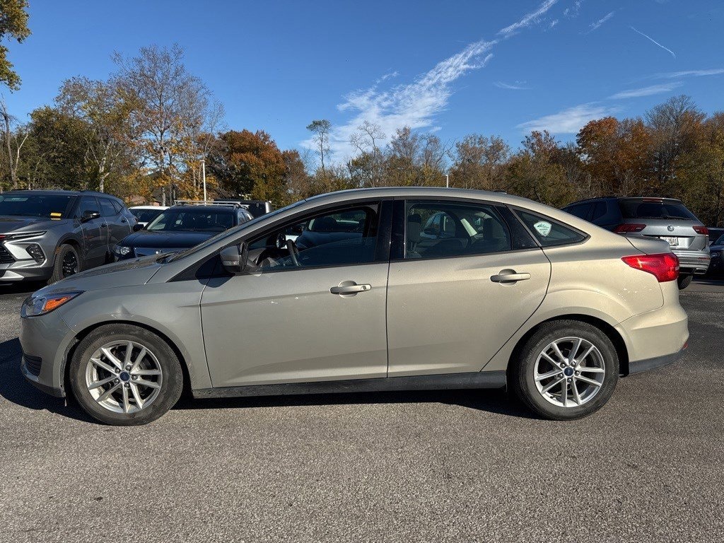 Used 2016 Ford Focus SE Sedan
