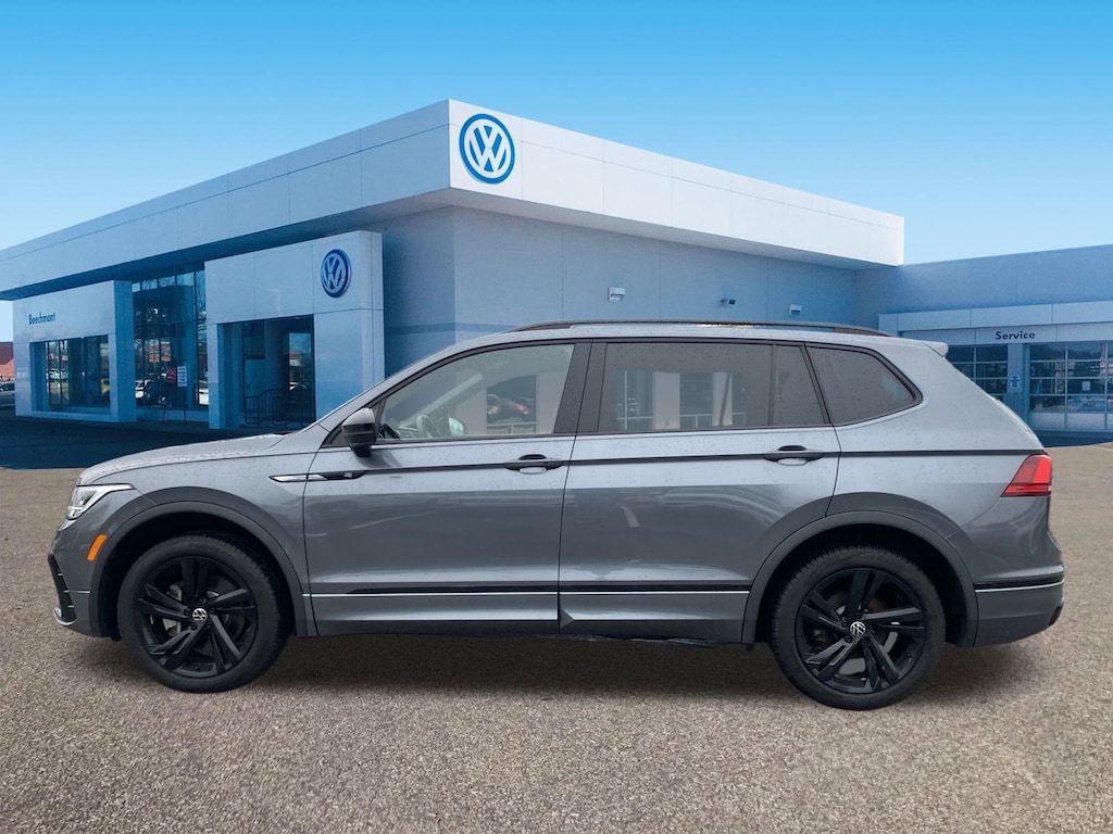 Used 2024 Volkswagen Tiguan 2.0T SE R-Line Black SUV