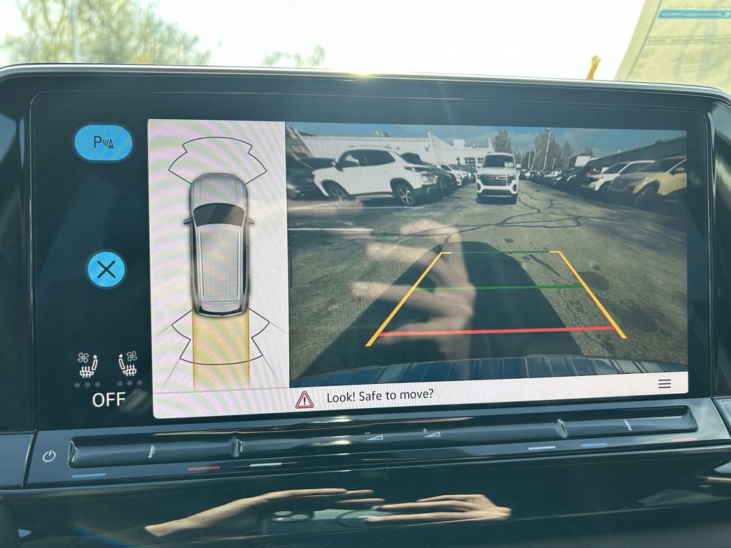 2026 Volkswagen Atlas SE w/Tech - Photo 18