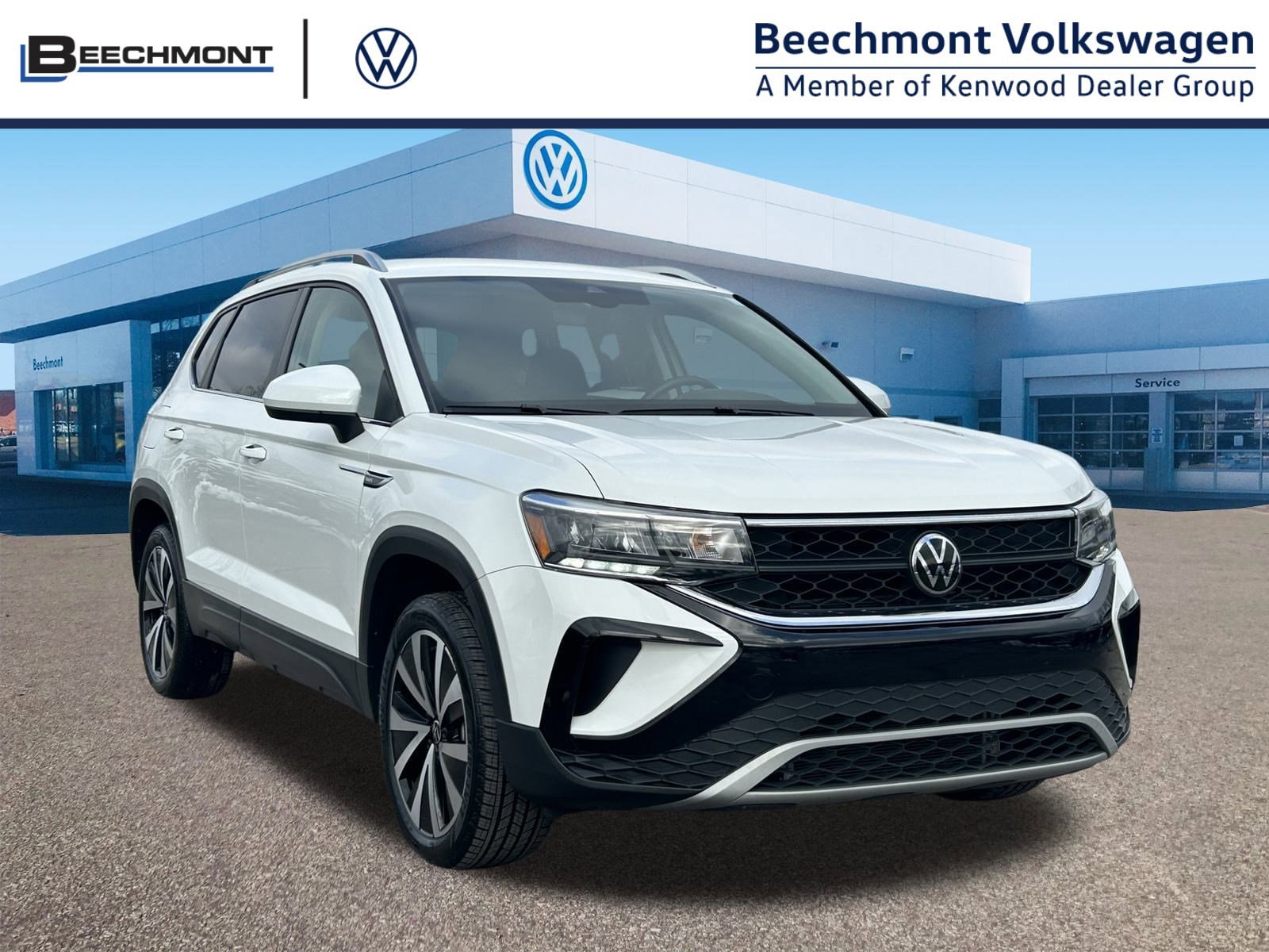 2024 Volkswagen Taos SE's photo