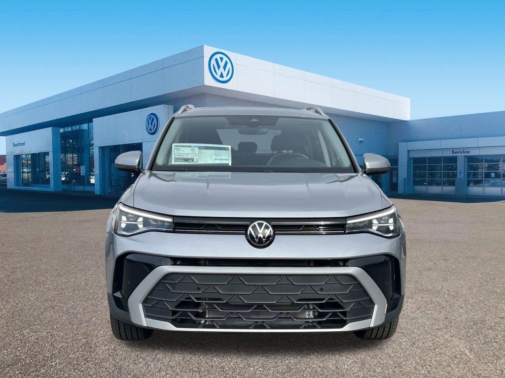 New 2026 Volkswagen Taos 1.5T SE SUV