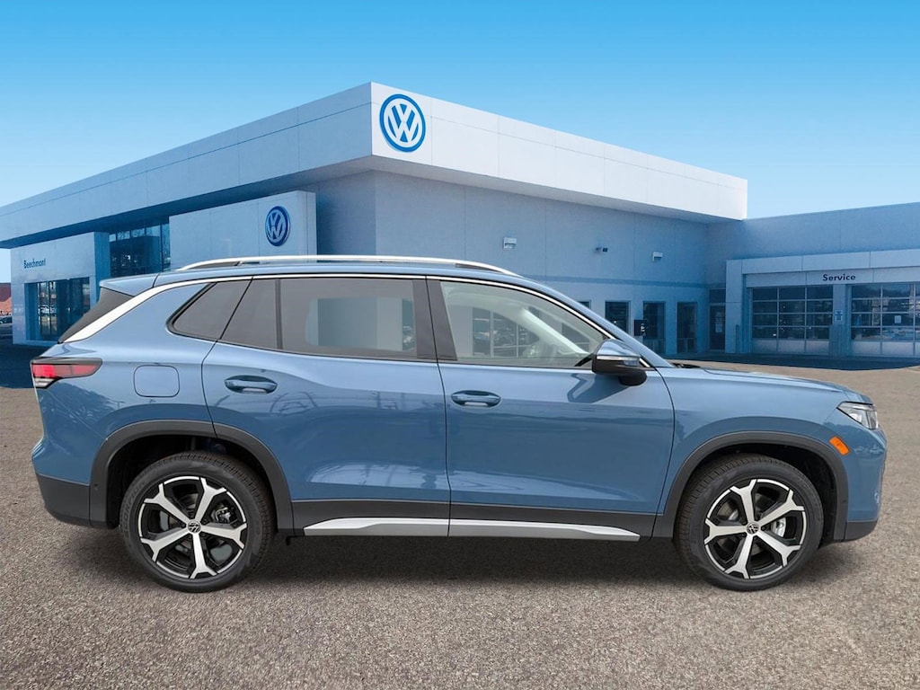 New 2026 Volkswagen Tiguan 2.0T SE SUV