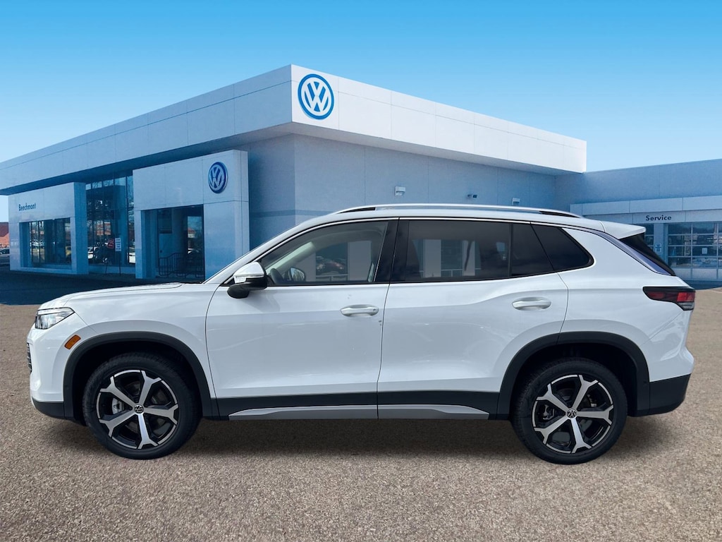 New 2026 Volkswagen Tiguan 2.0T SE SUV