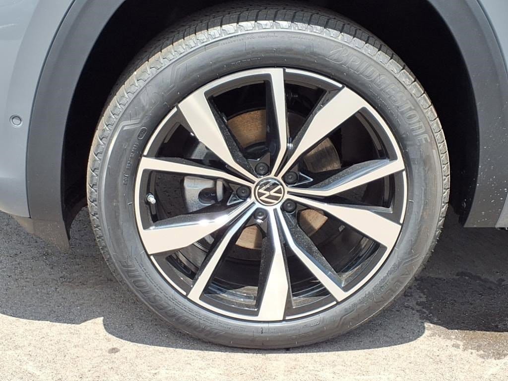 2025 Volkswagen Atlas Cross Sport SEL Premium R-LINE - Photo 21