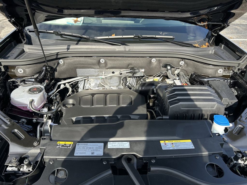 2026 Volkswagen Atlas SE w/Tech - Photo 31