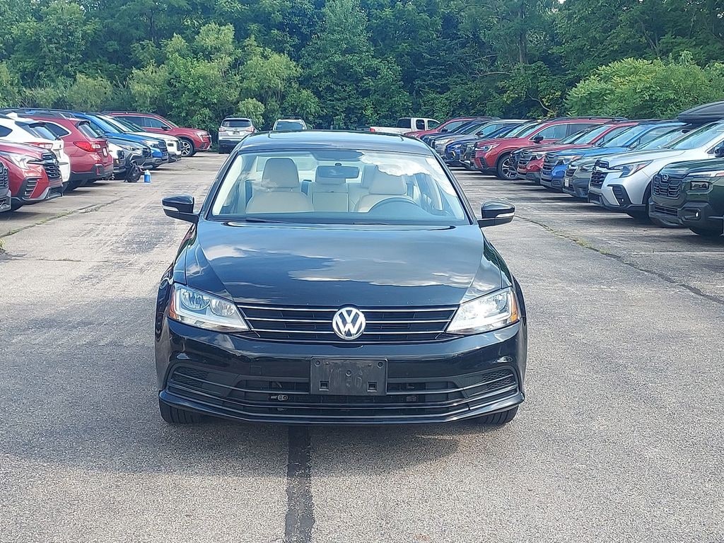 Used 2017 Volkswagen Jetta 1.4T SE Sedan