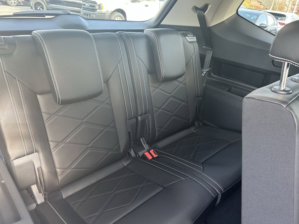 2026 Volkswagen Atlas SE - Photo 25