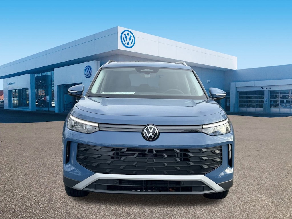 New 2026 Volkswagen Tiguan 2.0T SE SUV