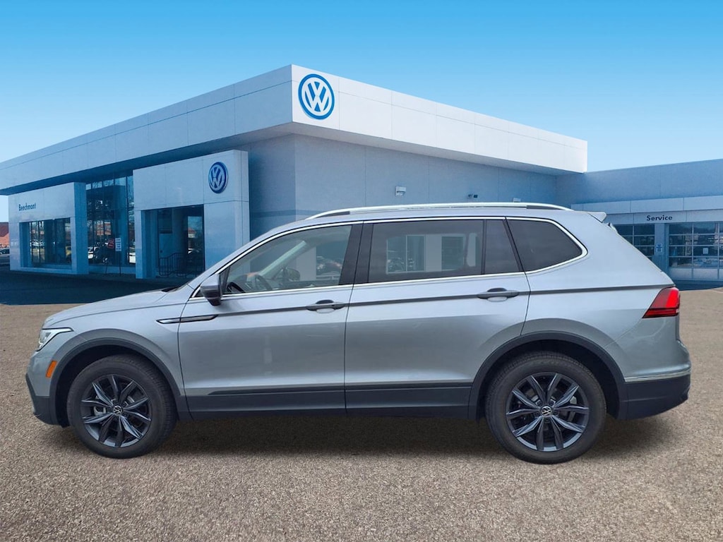 Used 2024 Volkswagen Tiguan 2.0T SE SUV