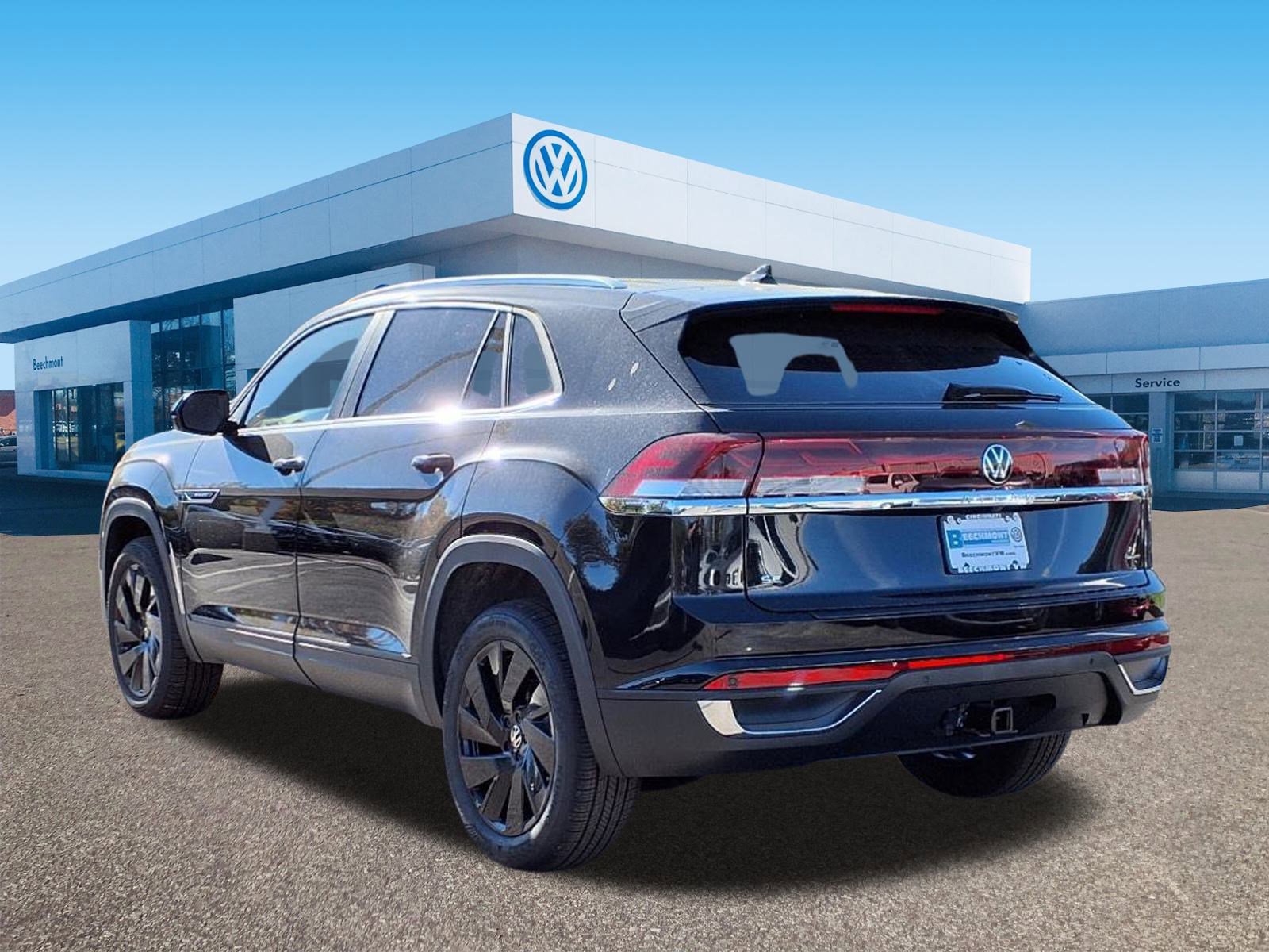 2024 Volkswagen Atlas Cross Sport SE Technology photo 4