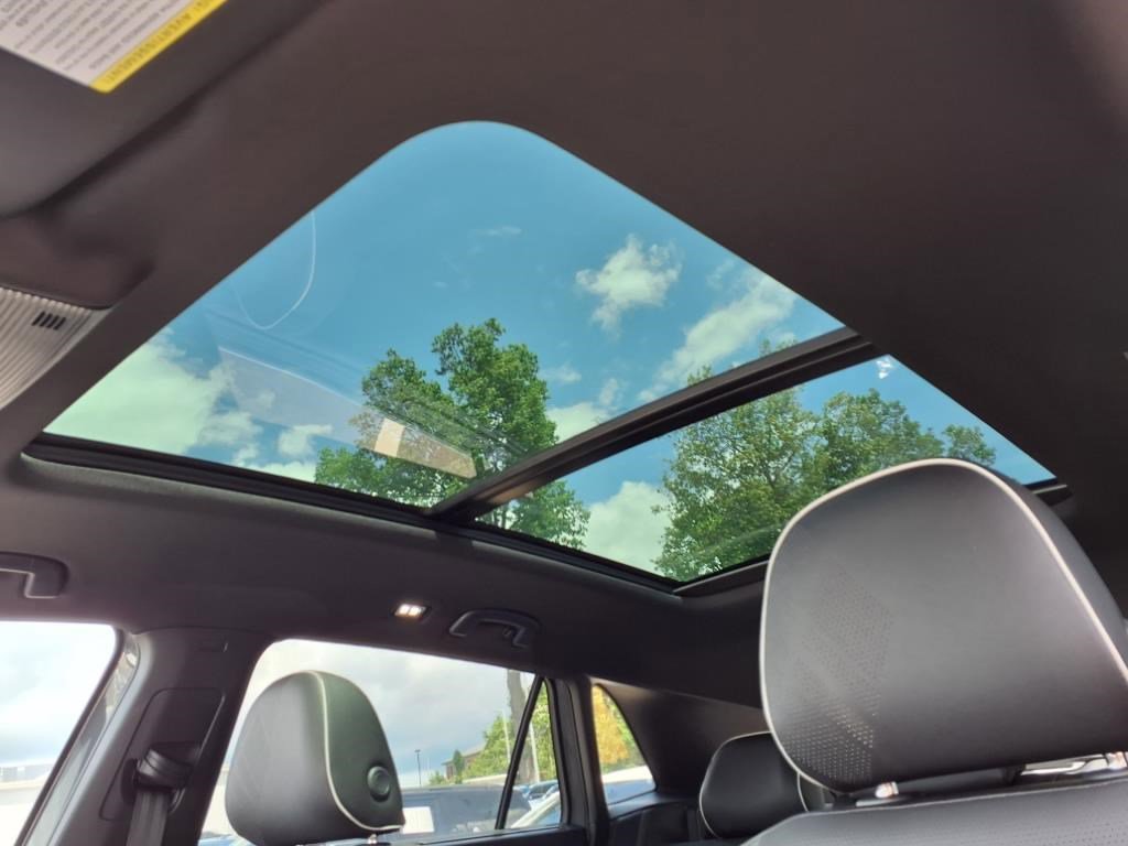 2025 Volkswagen Atlas Cross Sport SEL Premium R-LINE - Photo 12