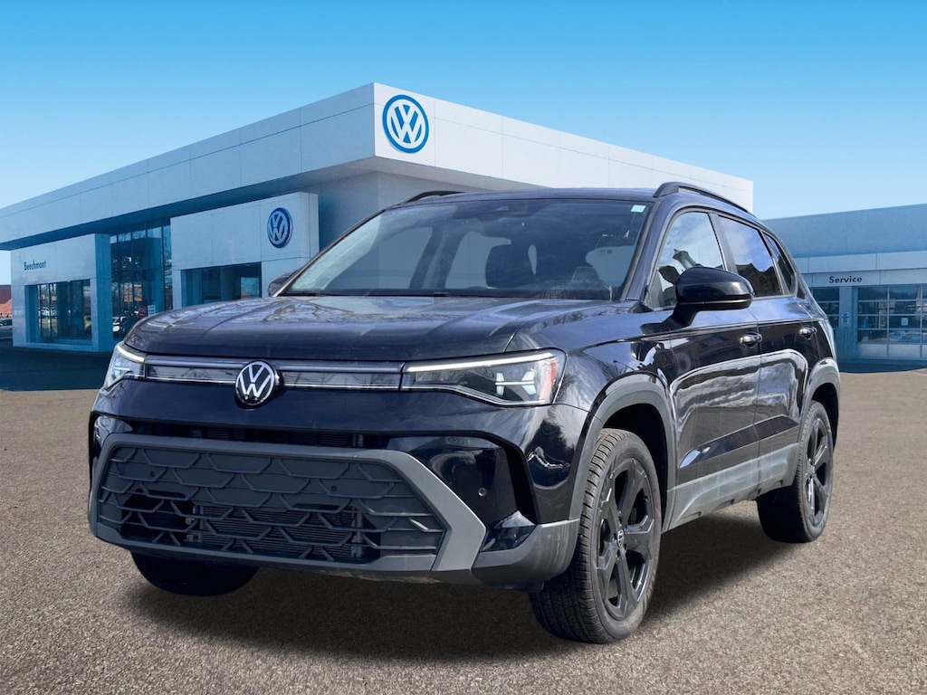 Used 2025 Volkswagen Taos 1.5T SE Black SUV