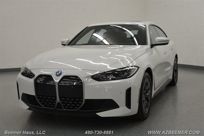 2023 BMW i4 eDrive35's photo