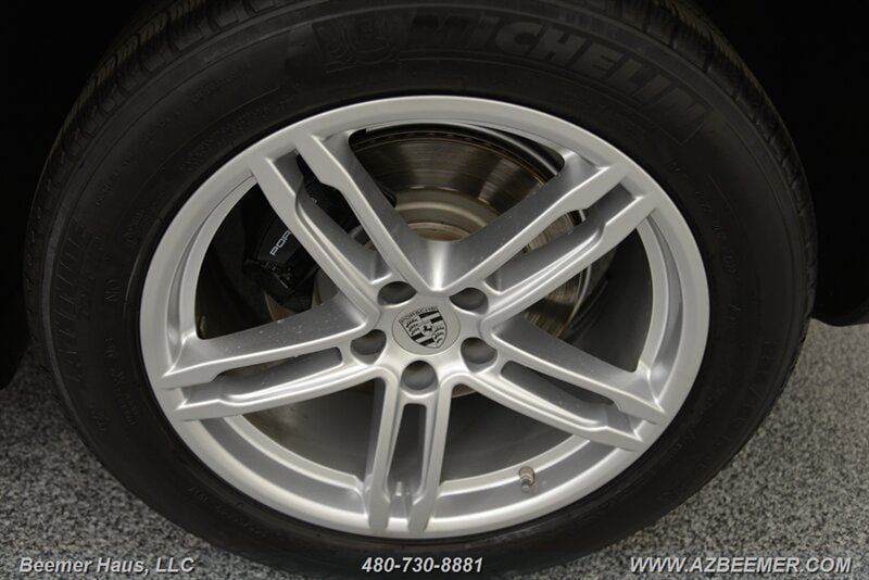 2023 Porsche Macan Base - Photo 45