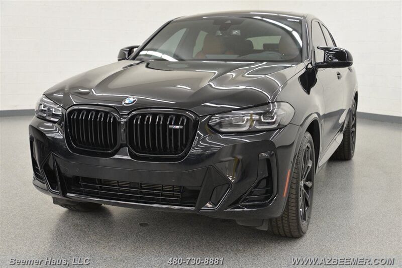 2023 BMW X4 M40i's photo