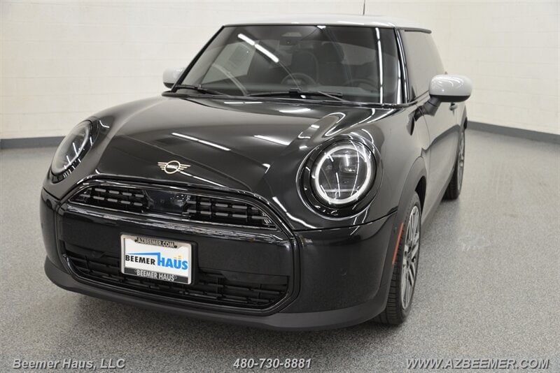 2026 MINI Hardtop's photo