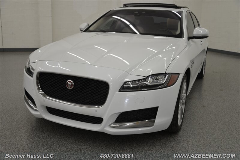 2020 Jaguar XF