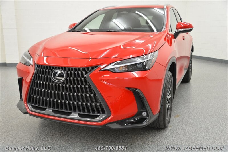 2023 Lexus NX Hybrid