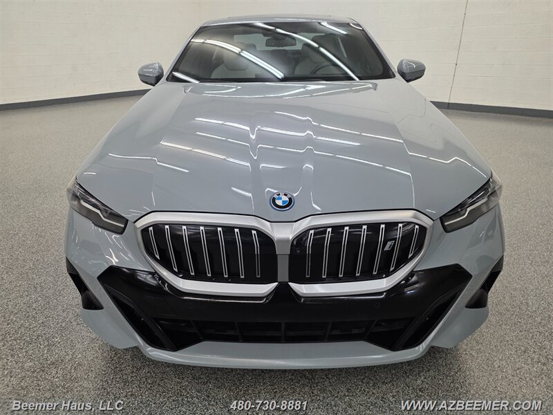 2025 BMW i5