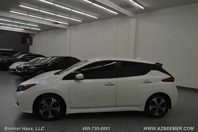 2022 Nissan Leaf SV photo 4