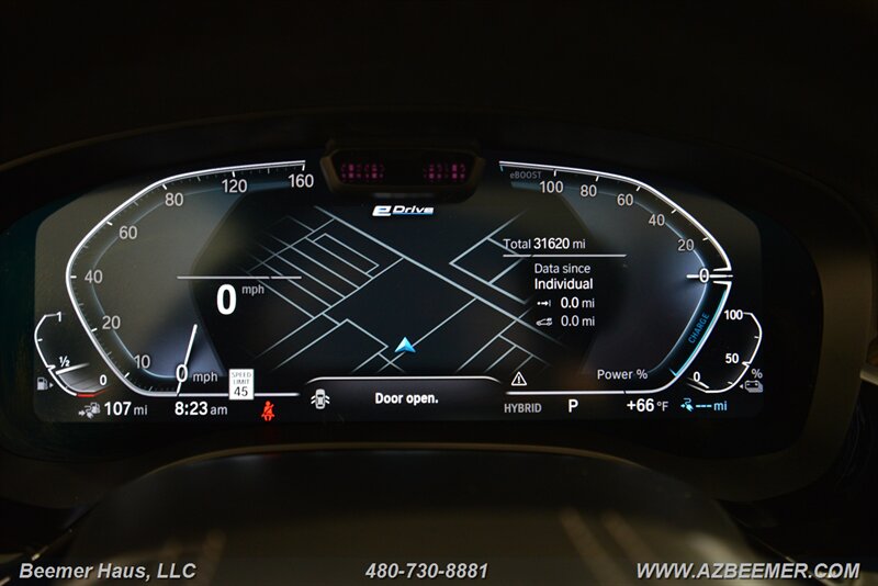 2022 BMW 5 Series 530e - Photo 36