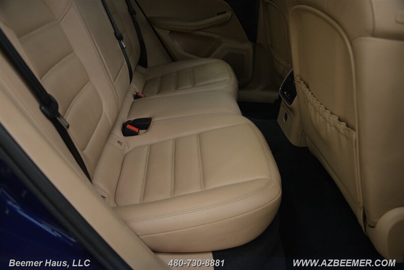 2023 Porsche Macan Base - Photo 20