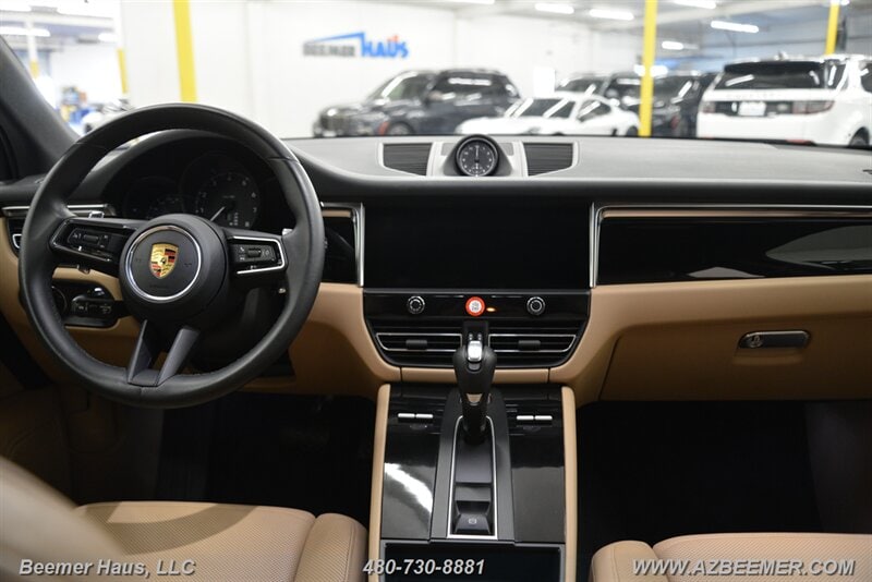 2023 Porsche Macan Base - Photo 23