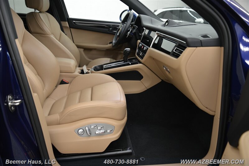 2023 Porsche Macan Base - Photo 17