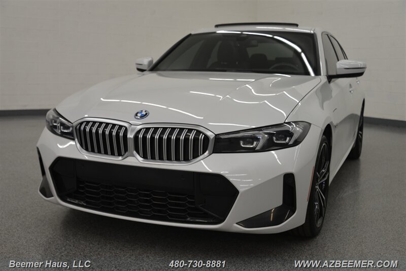 2023 BMW 330e 330e Sedan