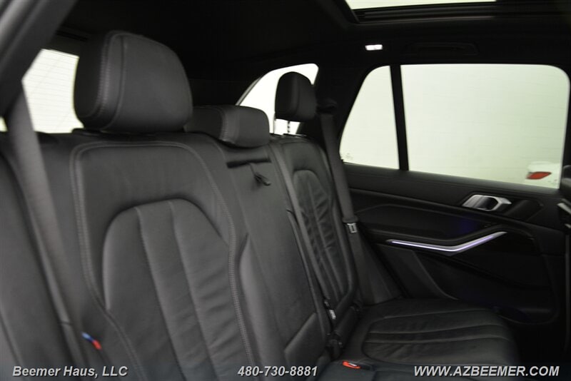 2020 BMW X5 40i - Photo 24